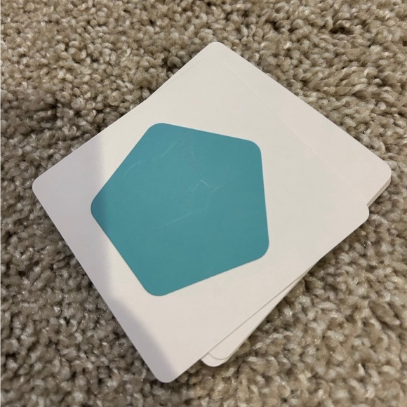 Lovevery Reach For The Stars Matching Card Game Months 34-36 - Picture 6 of 6